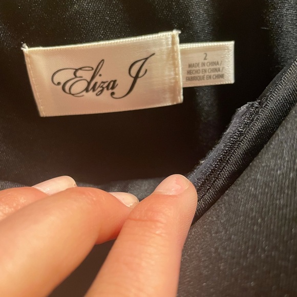 Black one shoulder dress - Picture 6 of 7